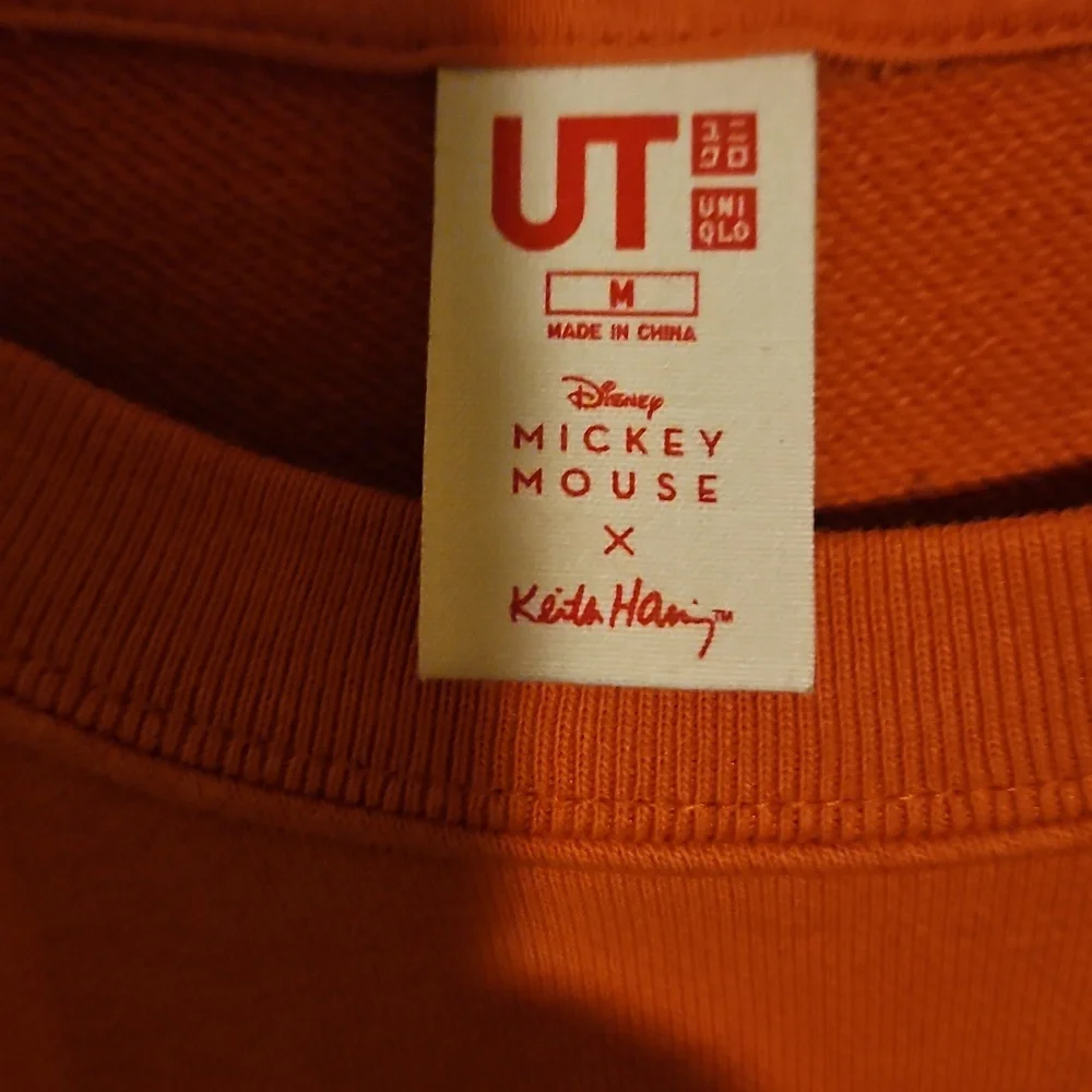 Uniqlo UT Disney Mickey Mouse x Keith Haring sweatshirt  - Picture 3 of 5